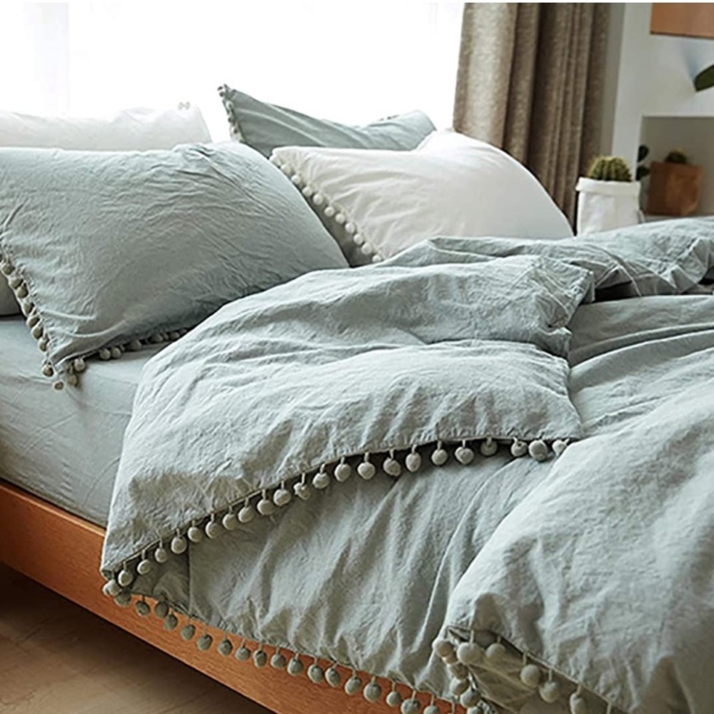 - New SAGE GREEN Pom Pom Fringe Duvet Cover Set